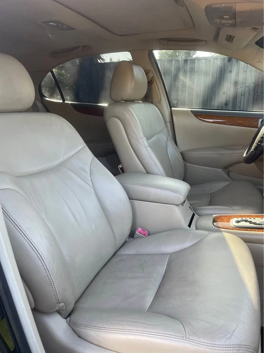 2005 Lexus ES 4th Gen - Image 12 of 17