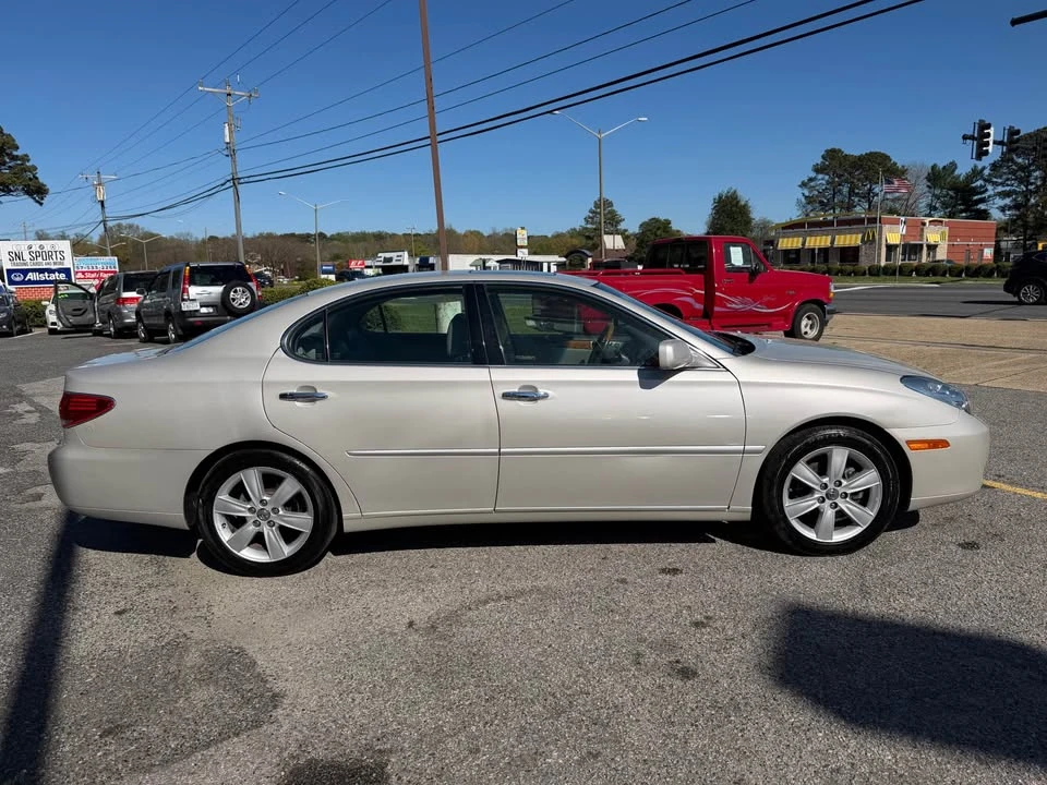 2005 Lexus ES 4th Gen - Image 5 of 20