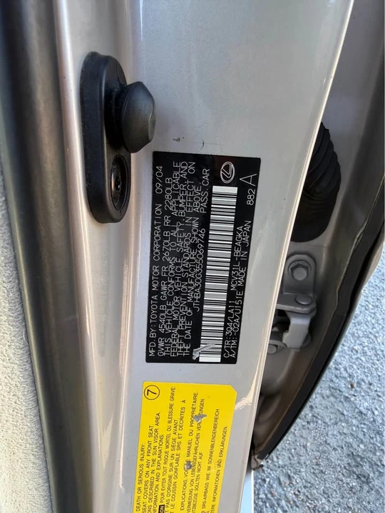 2005 Lexus ES 4th Gen - Image 17 of 20
