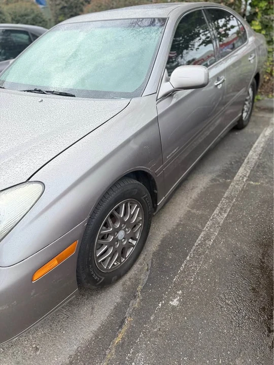 2005 Lexus ES 4th Gen - Image 3 of 7