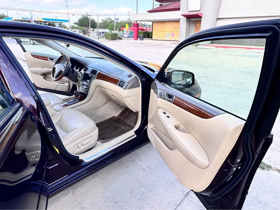 2005 Lexus ES 4th Gen - Image 16 of 20