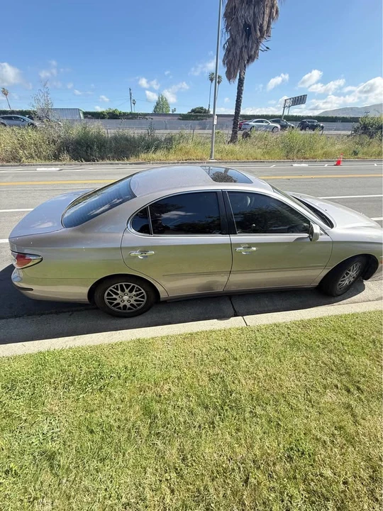 2005 Lexus ES 4th Gen - Image 4 of 16