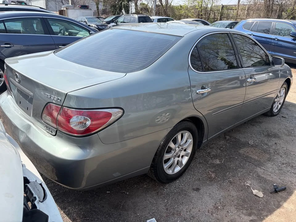 2005 Lexus ES 4th Gen - Image 4 of 8