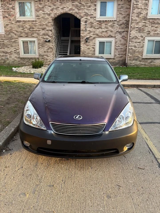 2005 Lexus ES 4th Gen - Image 2 of 15
