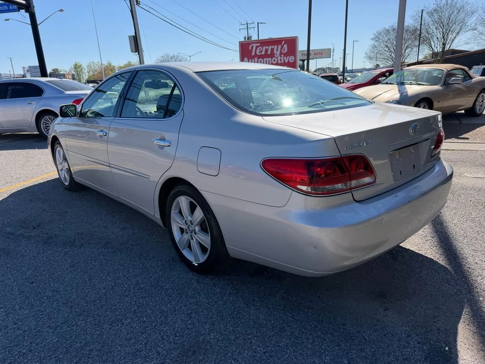 2005 Lexus ES 4th Gen - Image 4 of 20