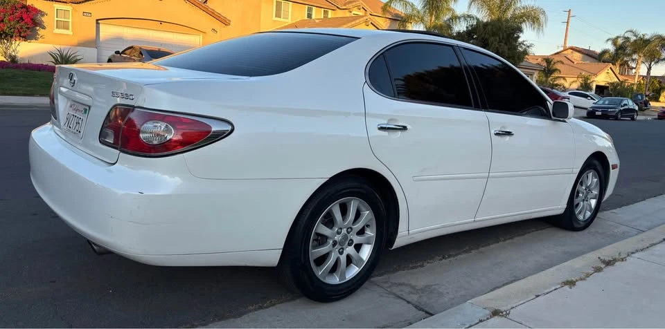 2005 Lexus ES 4th Gen - Image 4 of 10