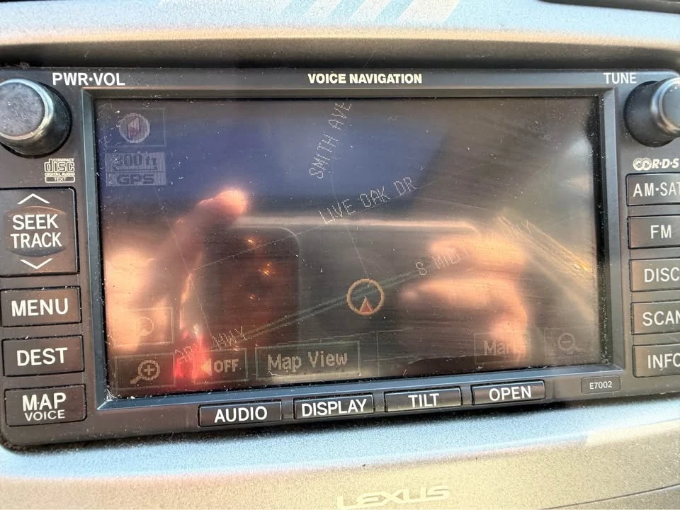 2005 Lexus ES 4th Gen - Image 13 of 20
