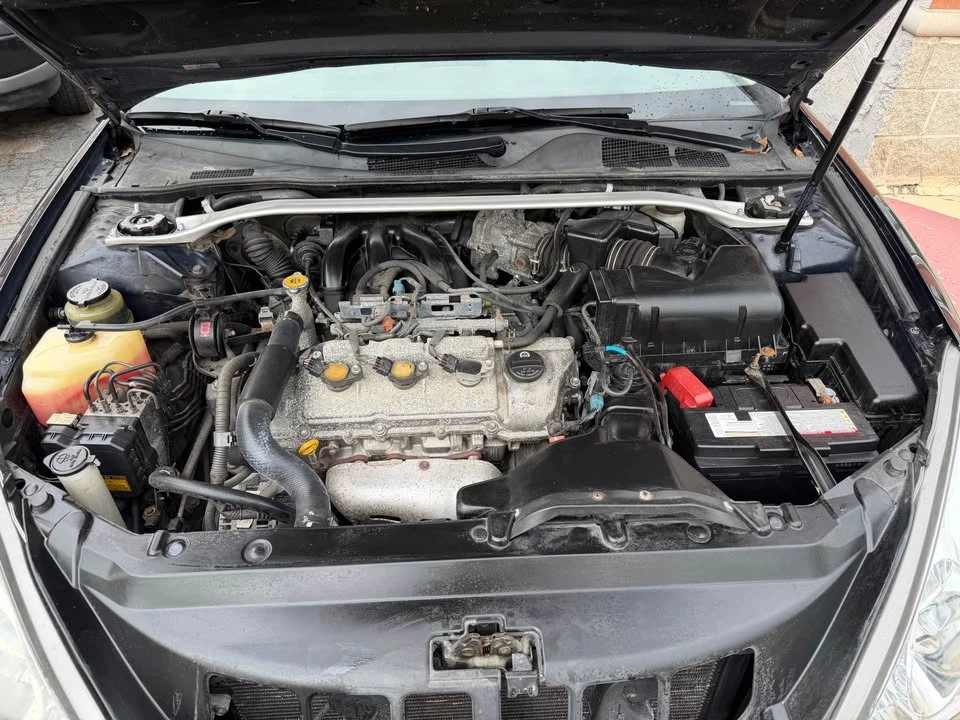 2005 Lexus ES 4th Gen - Image 13 of 15