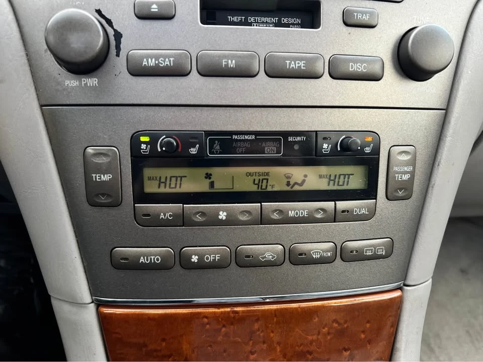 2005 Lexus ES 4th Gen - Image 10 of 11