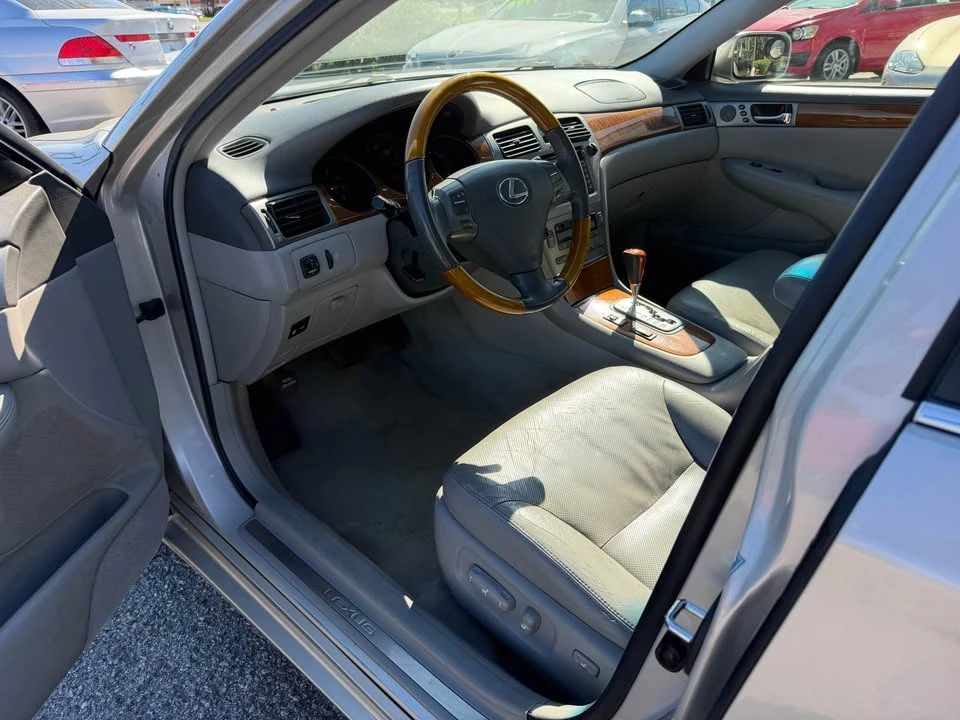 2005 Lexus ES 4th Gen - Image 20 of 20