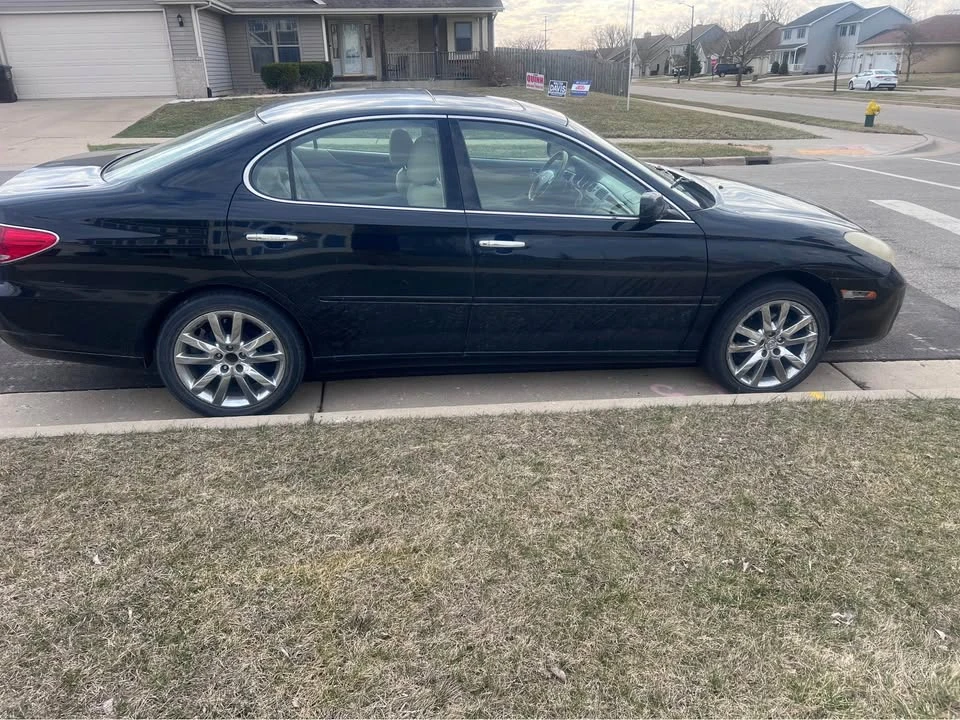 2005 Lexus ES 4th Gen - Image 2 of 8