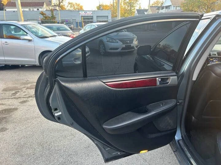 2005 Lexus ES 4th Gen - Image 14 of 18