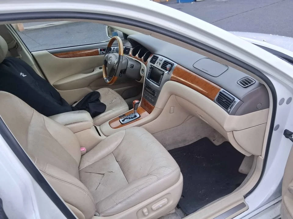 2005 Lexus ES 4th Gen - Image 4 of 7