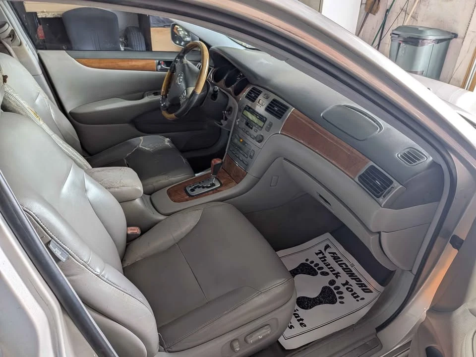 2005 Lexus ES 4th Gen - Image 6 of 8