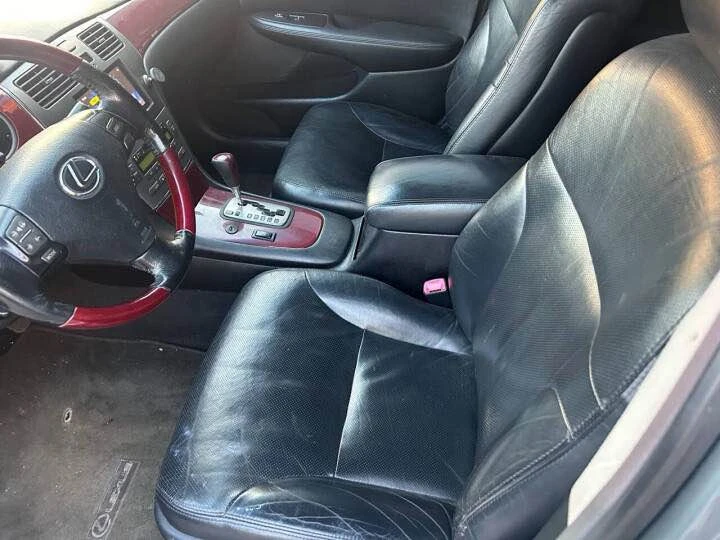 2005 Lexus ES 4th Gen - Image 11 of 18