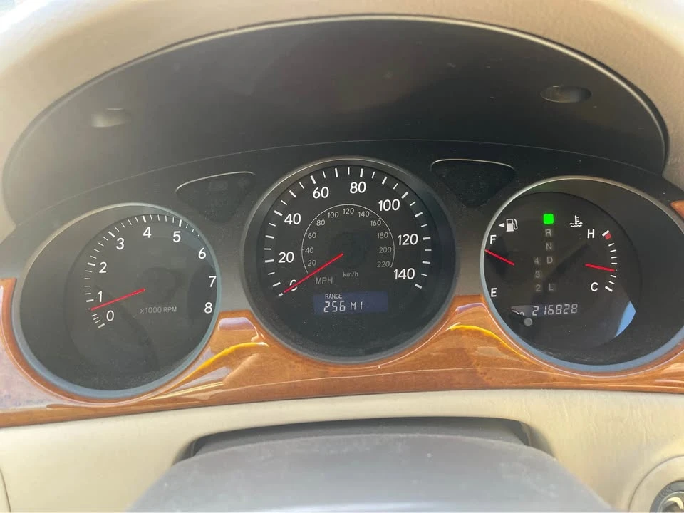 2005 Lexus ES 4th Gen - Image 2 of 10