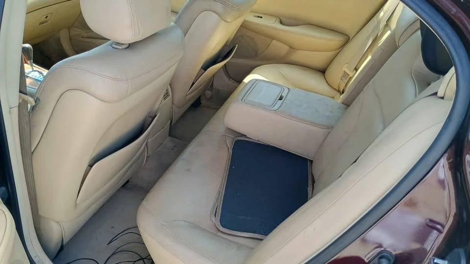 2005 Lexus ES 4th Gen - Image 8 of 11