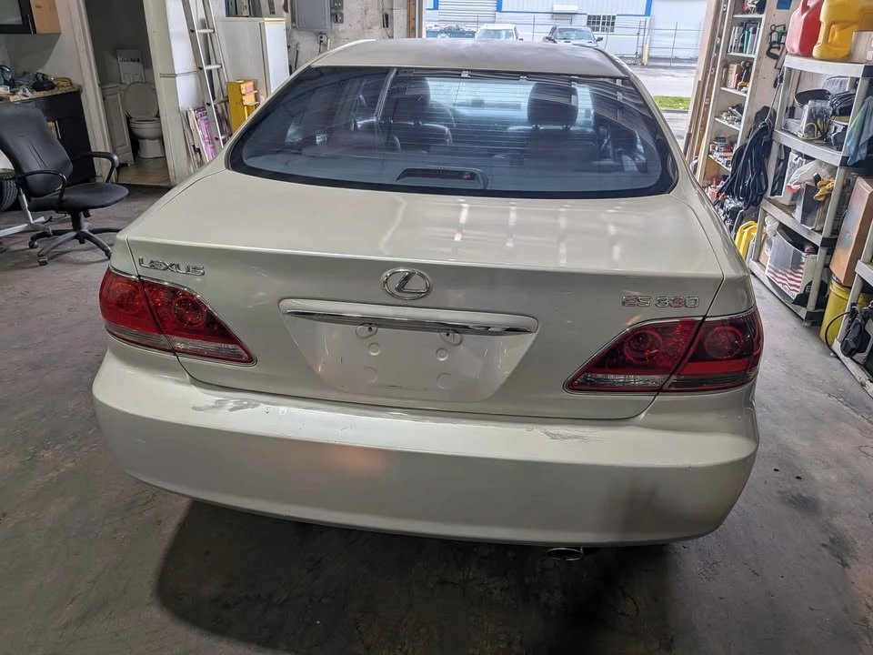 2005 Lexus ES 4th Gen - Image 5 of 8