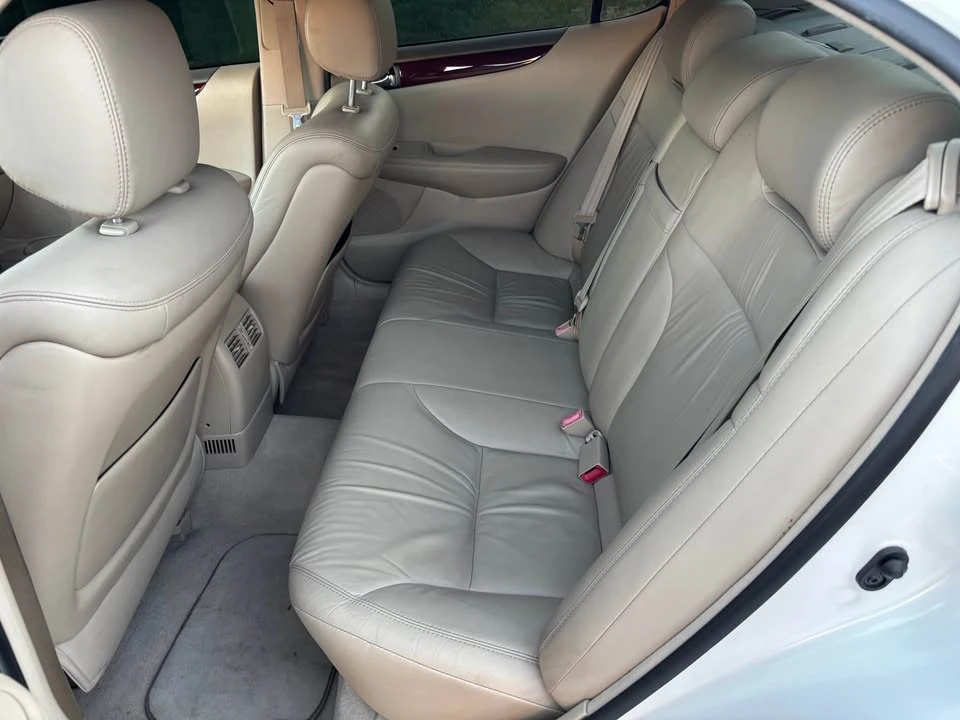 2005 Lexus ES 4th Gen - Image 9 of 10