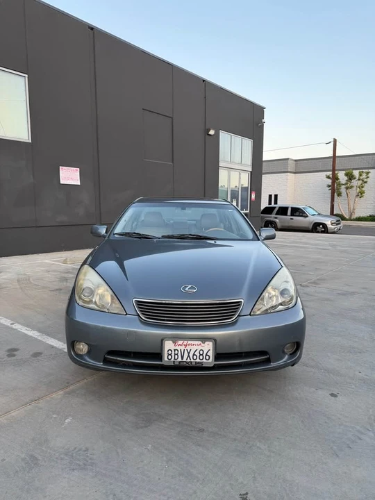 2005 Lexus ES 4th Gen - Image 3 of 14