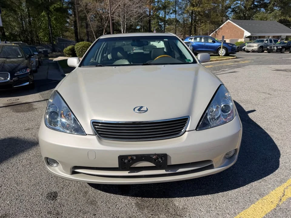 2005 Lexus ES 4th Gen - Image 7 of 20