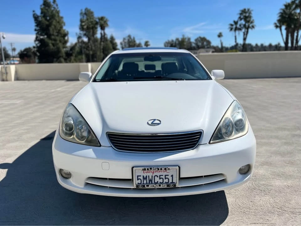 2005 Lexus ES 4th Gen - Image 2 of 19