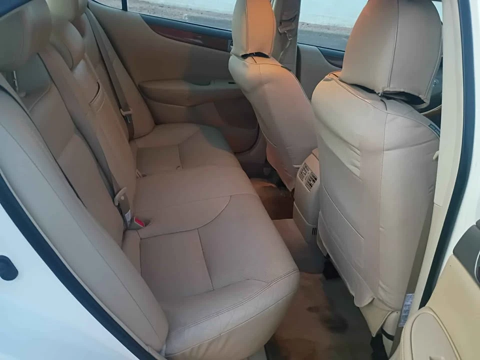 2005 Lexus ES 4th Gen - Image 9 of 15