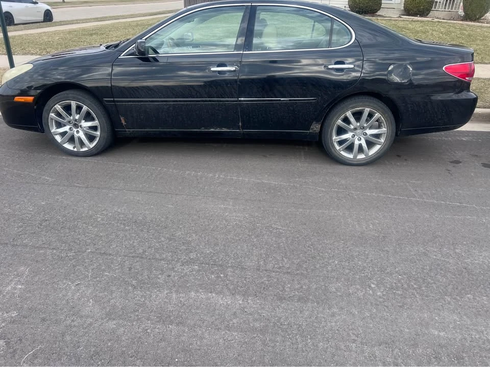 2005 Lexus ES 4th Gen - Image 3 of 8