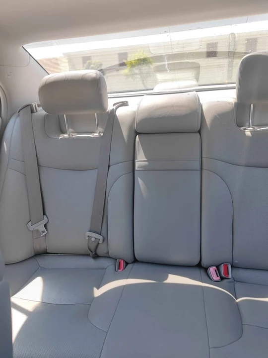 2005 Lexus ES 4th Gen - Image 12 of 15