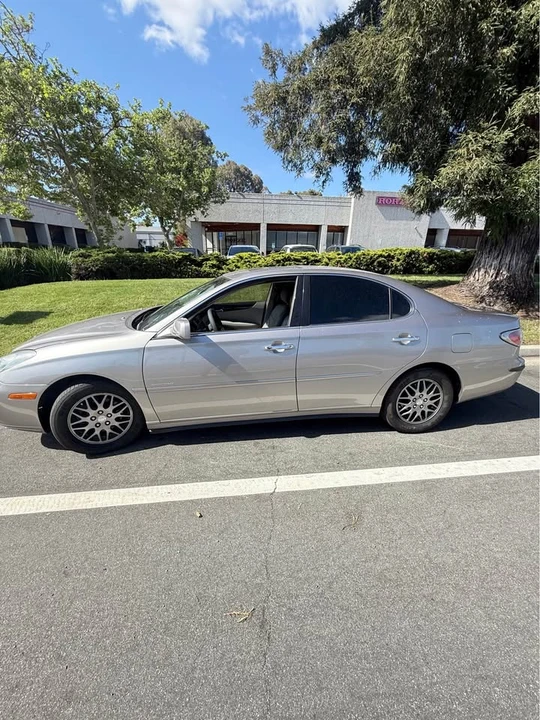 2005 Lexus ES 4th Gen - Image 7 of 16