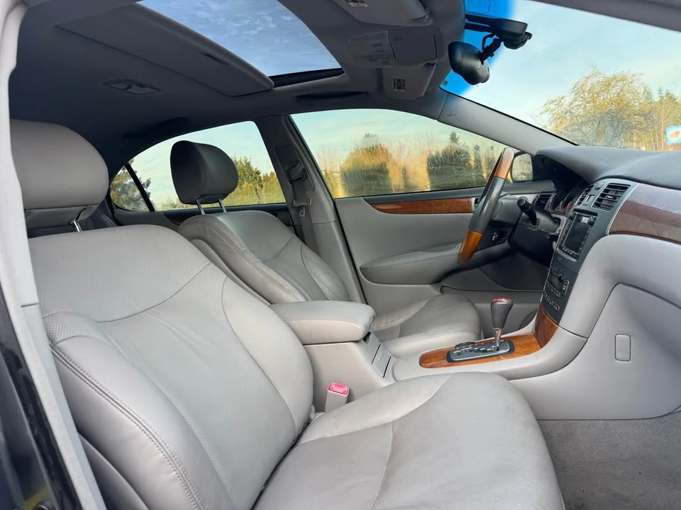 2005 Lexus ES 4th Gen - Image 11 of 14