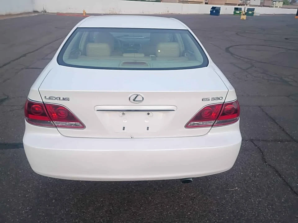 2005 Lexus ES 4th Gen - Image 2 of 15