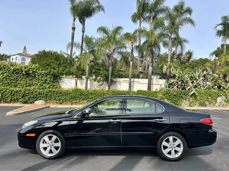 2005 Lexus ES 4th Gen - Image 3 of 13