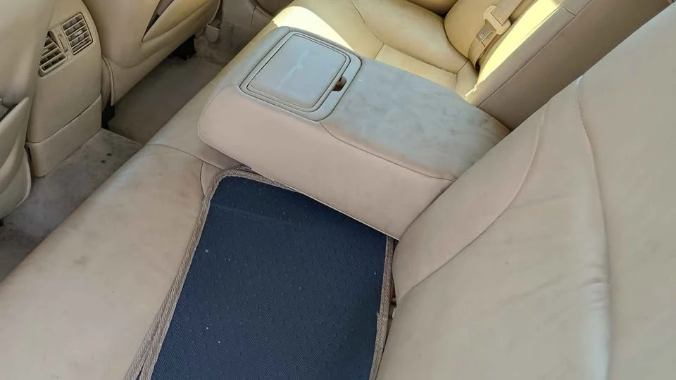 2005 Lexus ES 4th Gen - Image 9 of 11