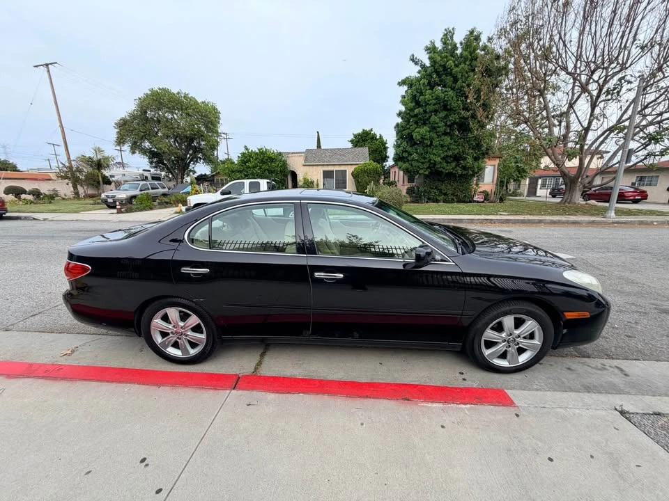 2005 Lexus ES 4th Gen - Image 5 of 17