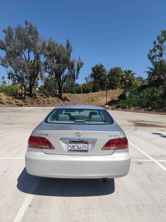2005 Lexus ES 4th Gen - Image 7 of 15