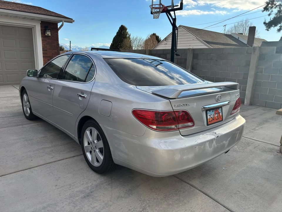 2005 Lexus ES 4th Gen - Image 4 of 17