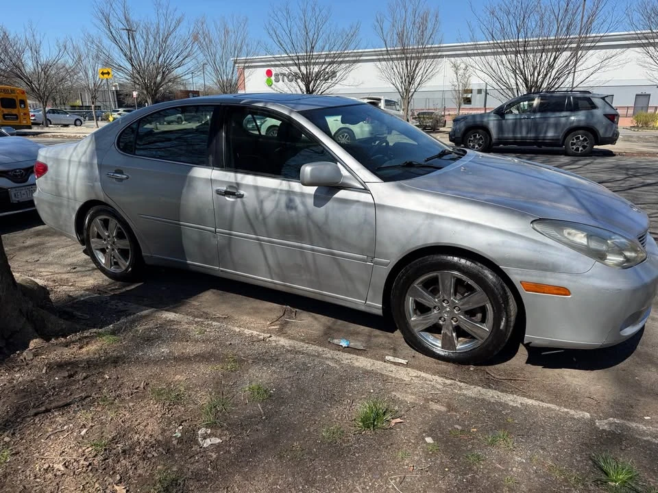 2005 Lexus ES 4th Gen - Image 3 of 5