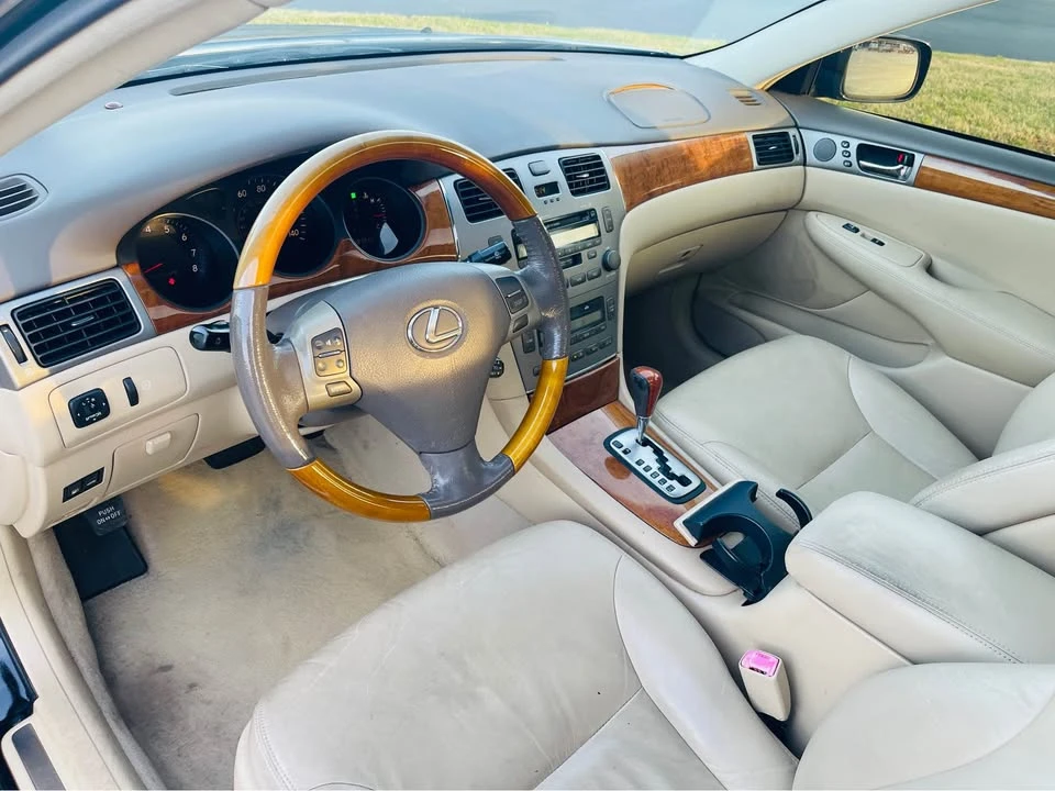 2005 Lexus ES 4th Gen - Image 7 of 14