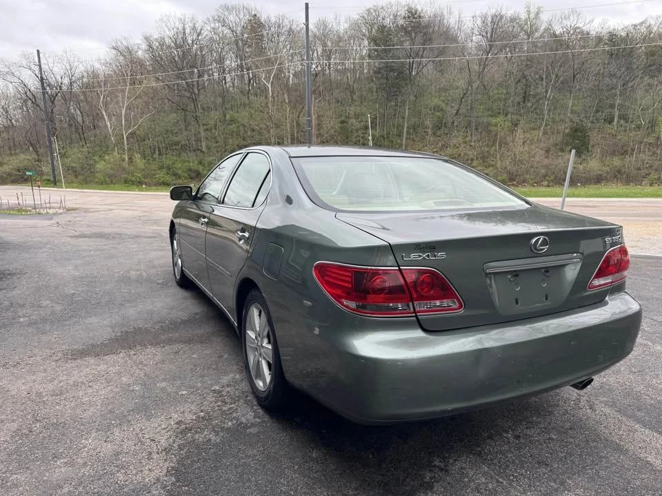2005 Lexus ES 4th Gen - Image 4 of 14