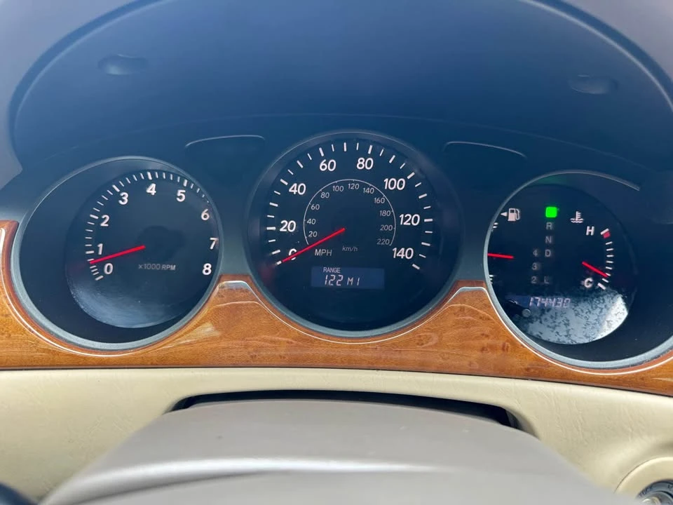 2005 Lexus ES 4th Gen - Image 14 of 14