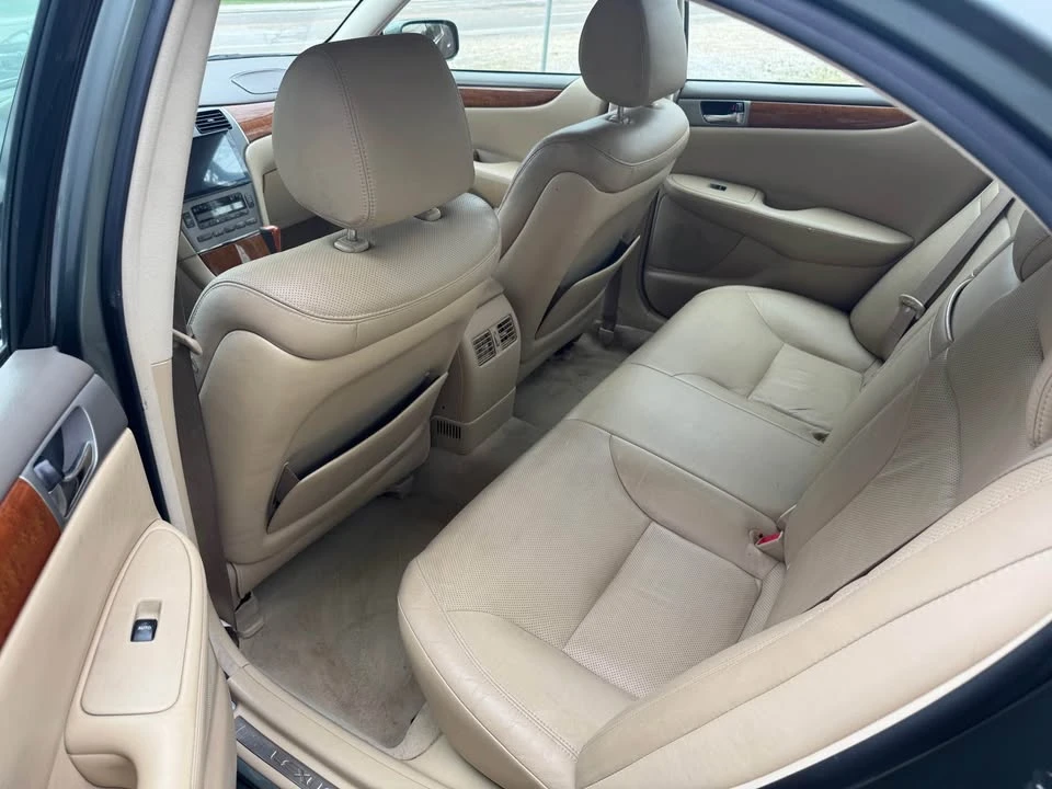 2005 Lexus ES 4th Gen - Image 10 of 14