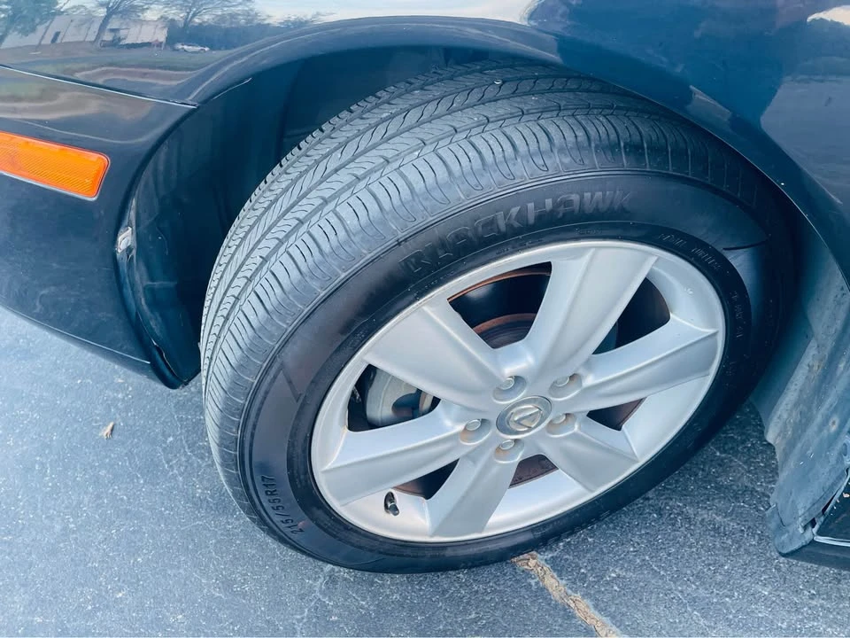 2005 Lexus ES 4th Gen - Image 12 of 14