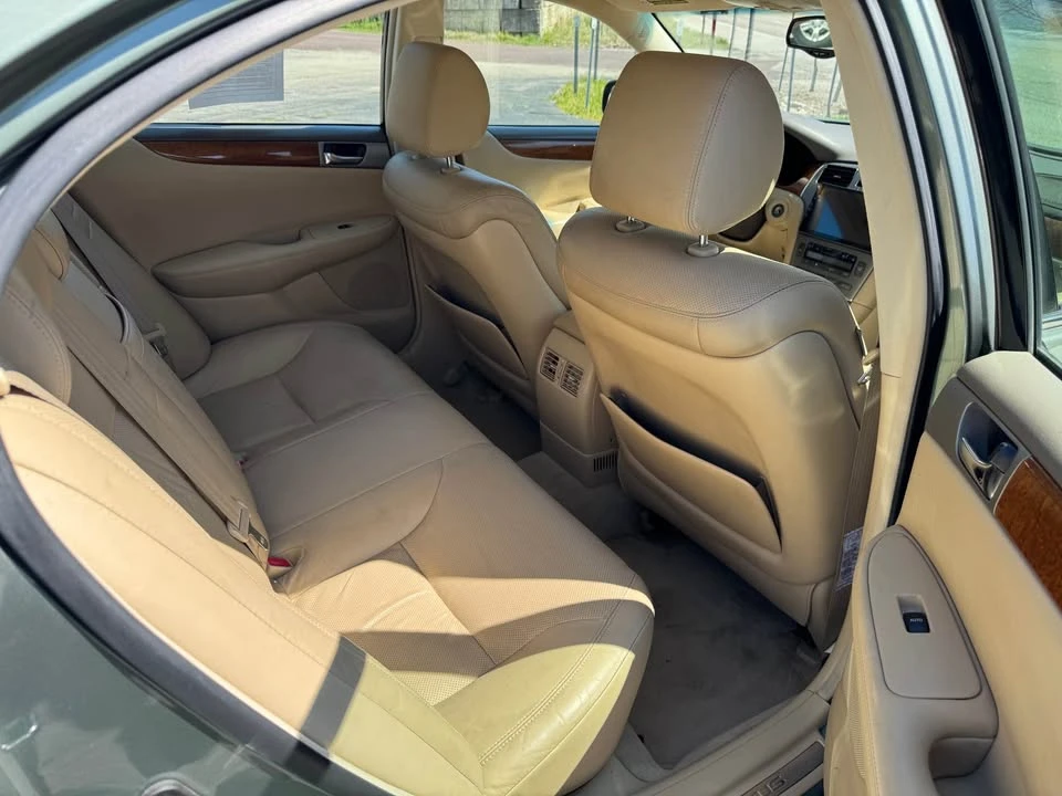2005 Lexus ES 4th Gen - Image 14 of 16