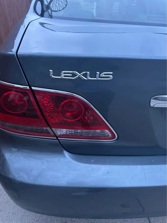 2005 Lexus ES 4th Gen - Image 11 of 11