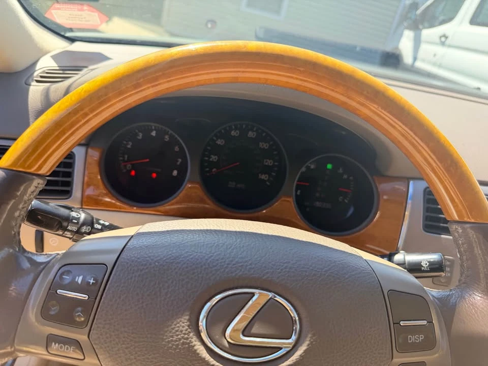 2005 Lexus ES 4th Gen - Image 5 of 7