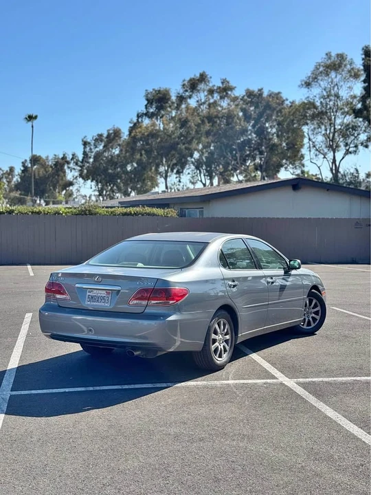 2005 Lexus ES 4th Gen - Image 2 of 12