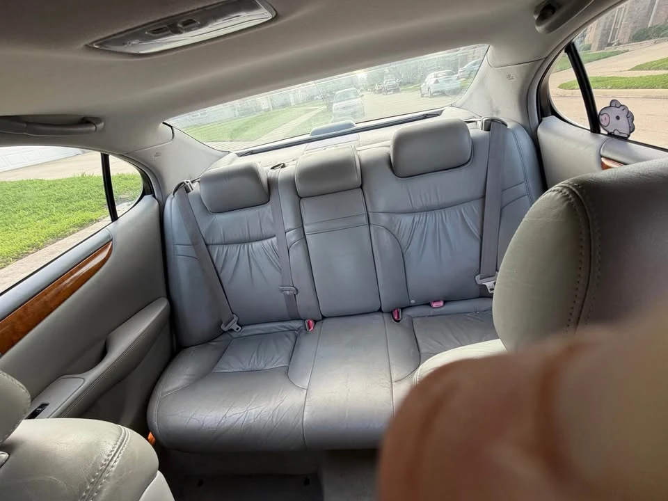 2005 Lexus ES 4th Gen - Image 7 of 9