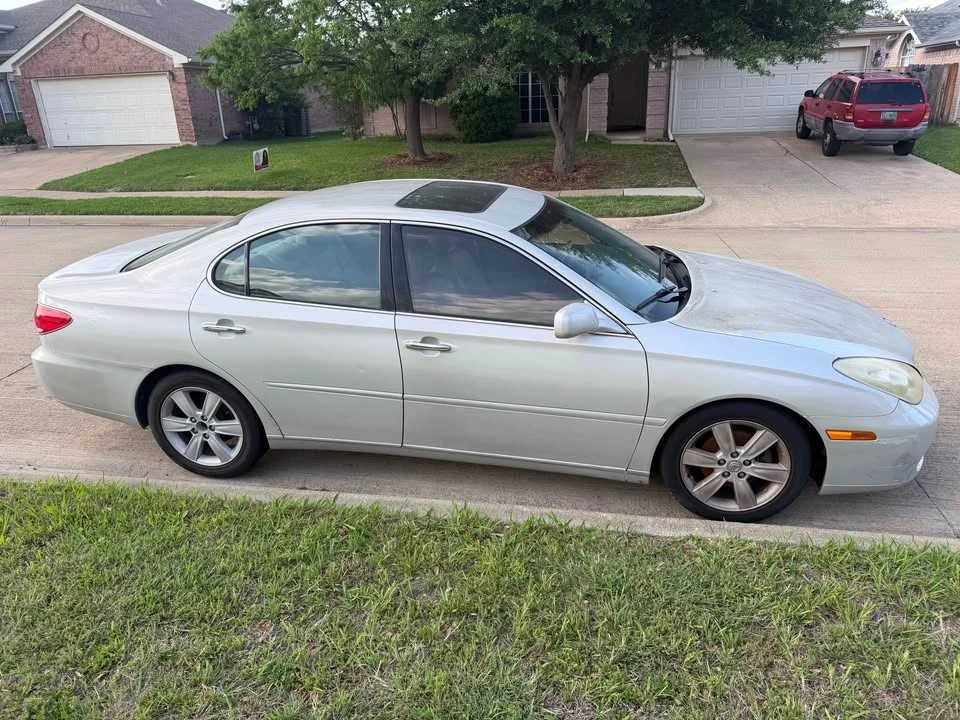 2005 Lexus ES 4th Gen - Image 4 of 9