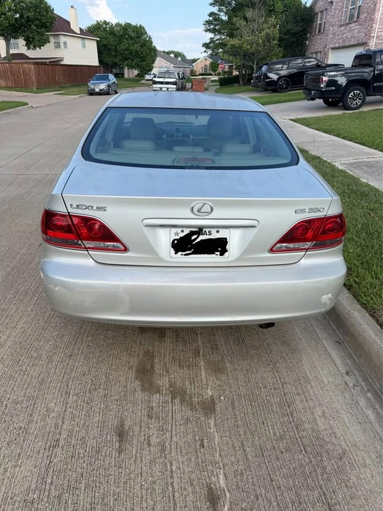 2005 Lexus ES 4th Gen - Image 5 of 9